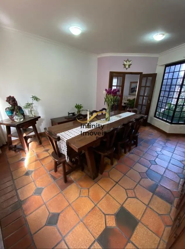 Imagem Casa à venda no bairro Castelo - Belo Horizonte/MG