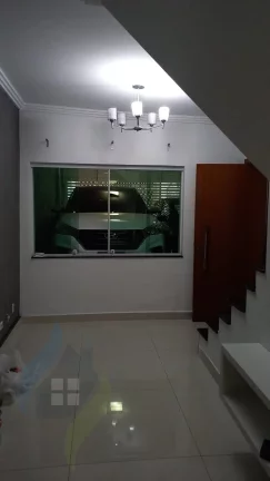 Imagem ACEITA TROCA PERMUTA!! Casa de 3 dormitórios sendo 1 suíte, 2 banheiros, 2 vagas, com 180m² em Taboão, São Bernardo do Campo