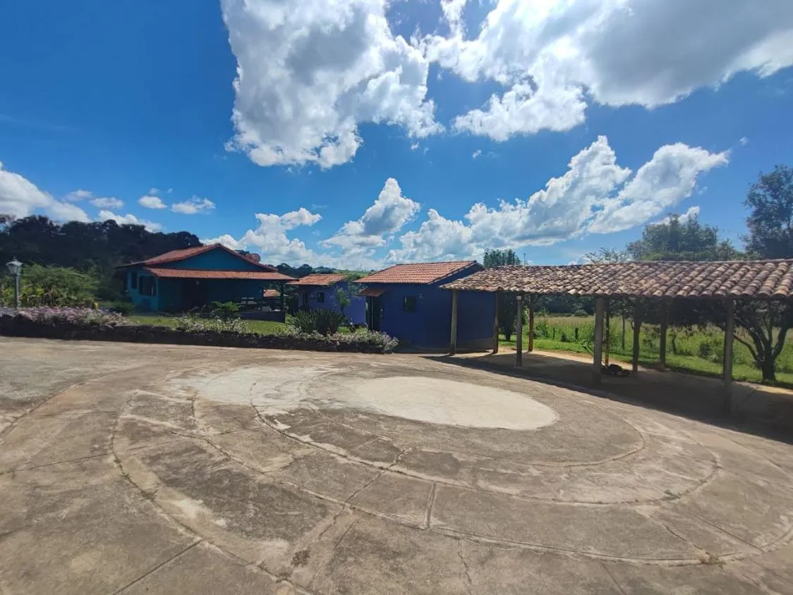 Imagem Fazendinha a venda em Belo Vale/MG 18 Hectares com Estrutura Completa e Abundância de Água