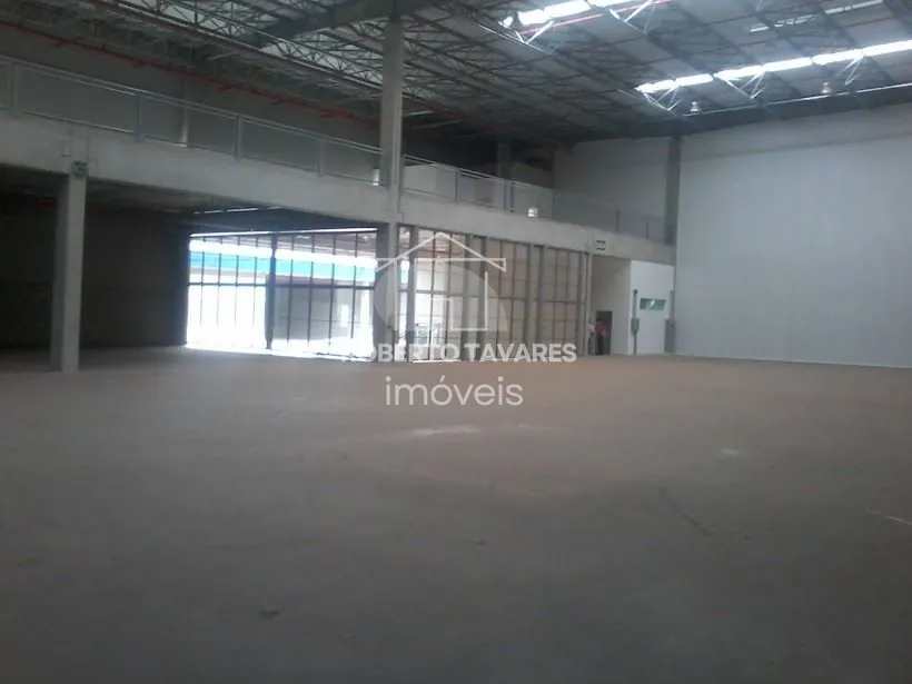 Imagem Galpão / Depósito / Armazém de 2165m² no bairro Sítio Guarehy, em Carapicuíba