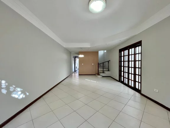 Imagem Sobrado com 3 Dormitorio(s) localizado(a) no bairro Parque Santana em Mogi das Cruzes / Mato Grosso do Sul Ref.:810178