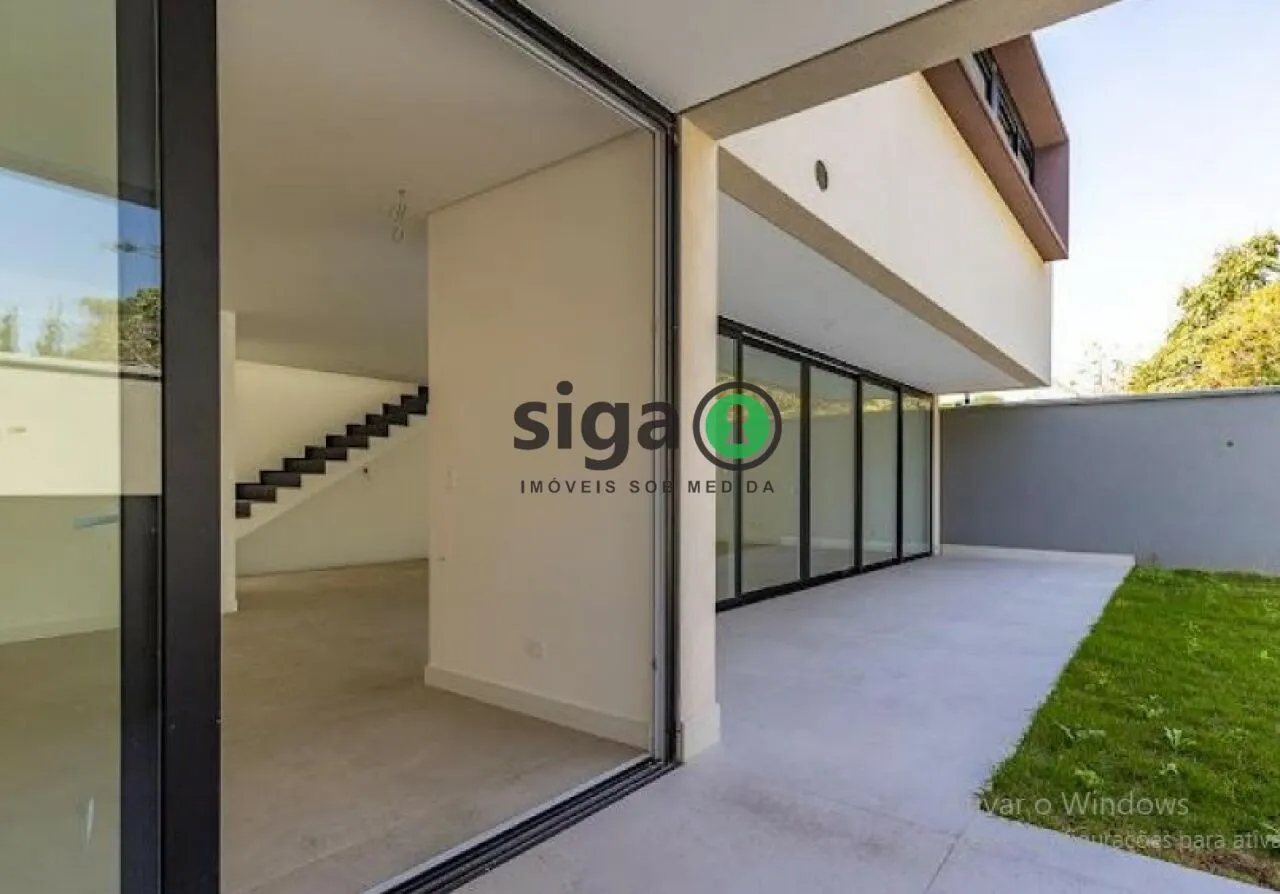 Imagem Casa em Condomínio a venda no Alto da Boa Vista com 4 quartos