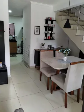 Imagem Casa para Venda em Recife, Cordeiro, 3 dormitórios, 1 suíte, 2 banheiros, 1 vaga