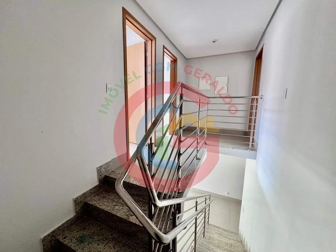 Imagem ÚLTIMAS UNIDADES! Sobrado em condomínio - 3 suítes - Setor Jaó