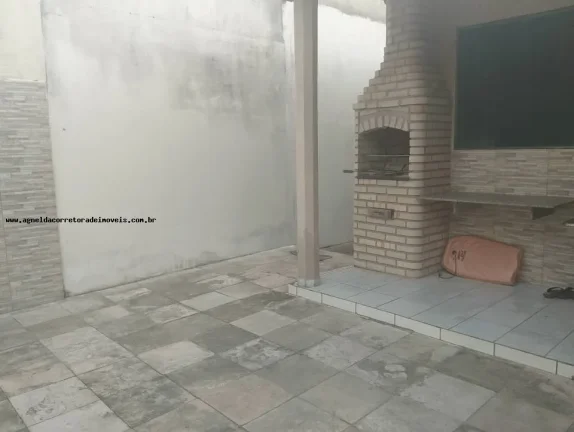 Imagem Casa para Venda em Parnamirim, Emaús, 3 dormitórios, 1 suíte, 2 banheiros, 2 vagas