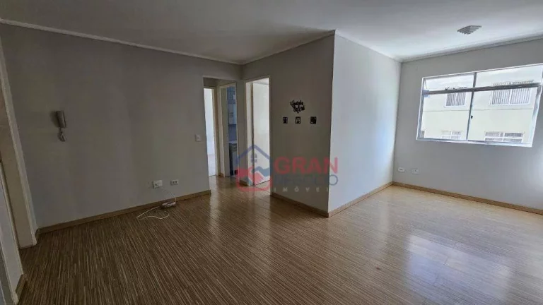 Imagem Apartamento com 3 dormitórios à venda - Pinheirinho