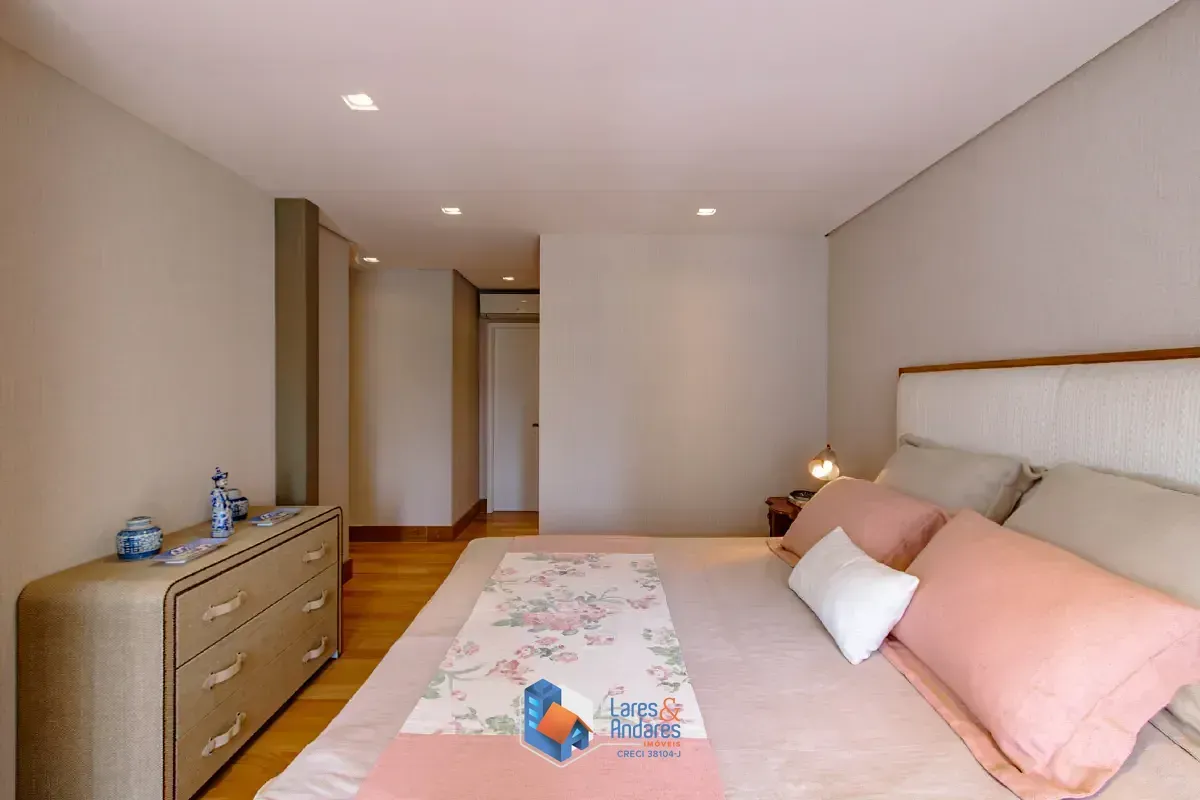 Imagem Apartamento para venda em Itaim Bibi com 2 quartos, sendo 2 suítes, 170m²