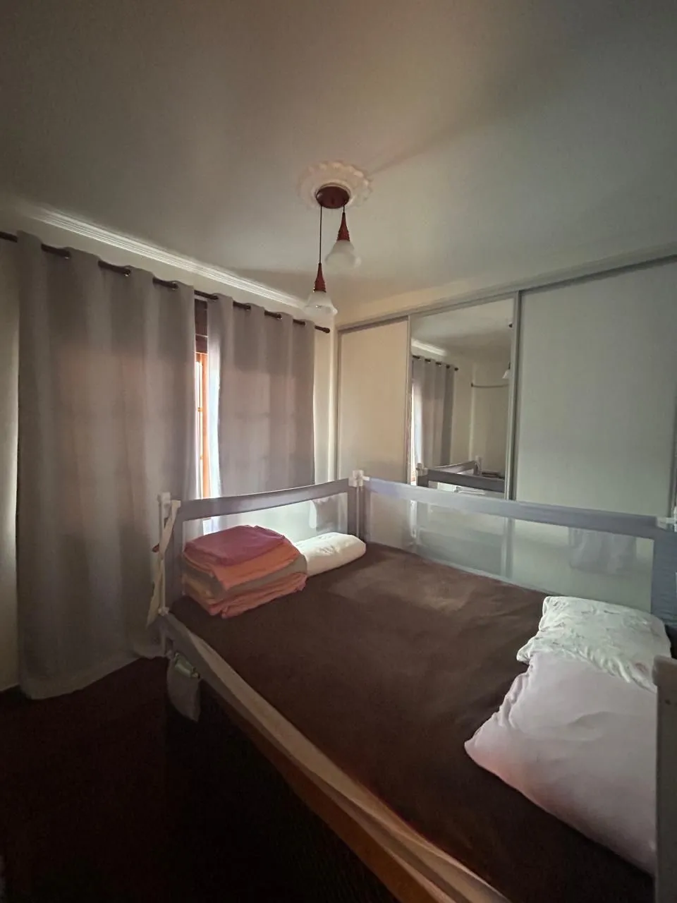 Imagem CASA -4 DORM. -com 2 suítes - 3 BOX- 297,18 m² - MENINO DEUS