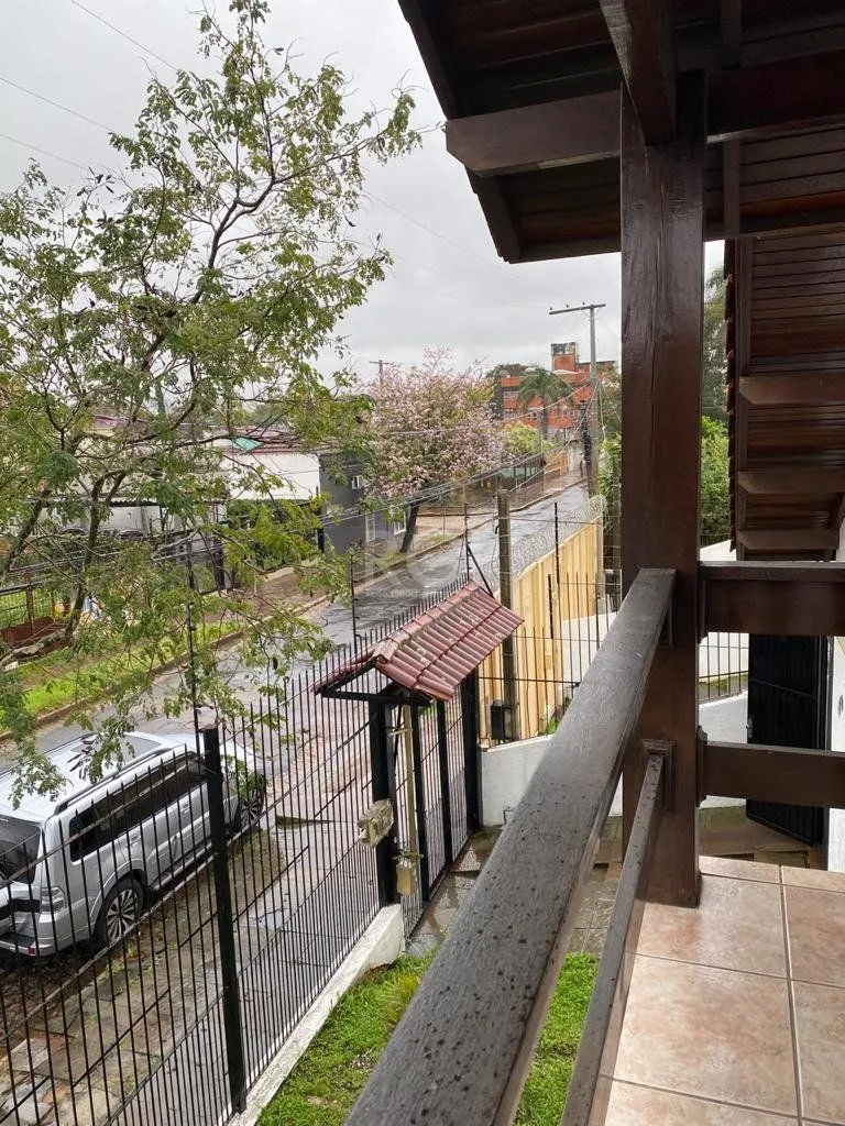Imagem Casa para Venda - 330m², 6 dormitórios, 3 vagas - Cavalhada