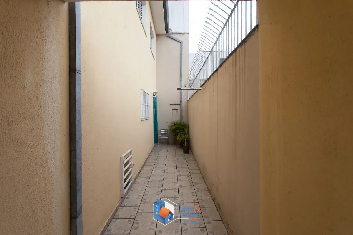 Imagem Sobrado para venda em Vila Palmeiras com 3 quartos, 137m²
