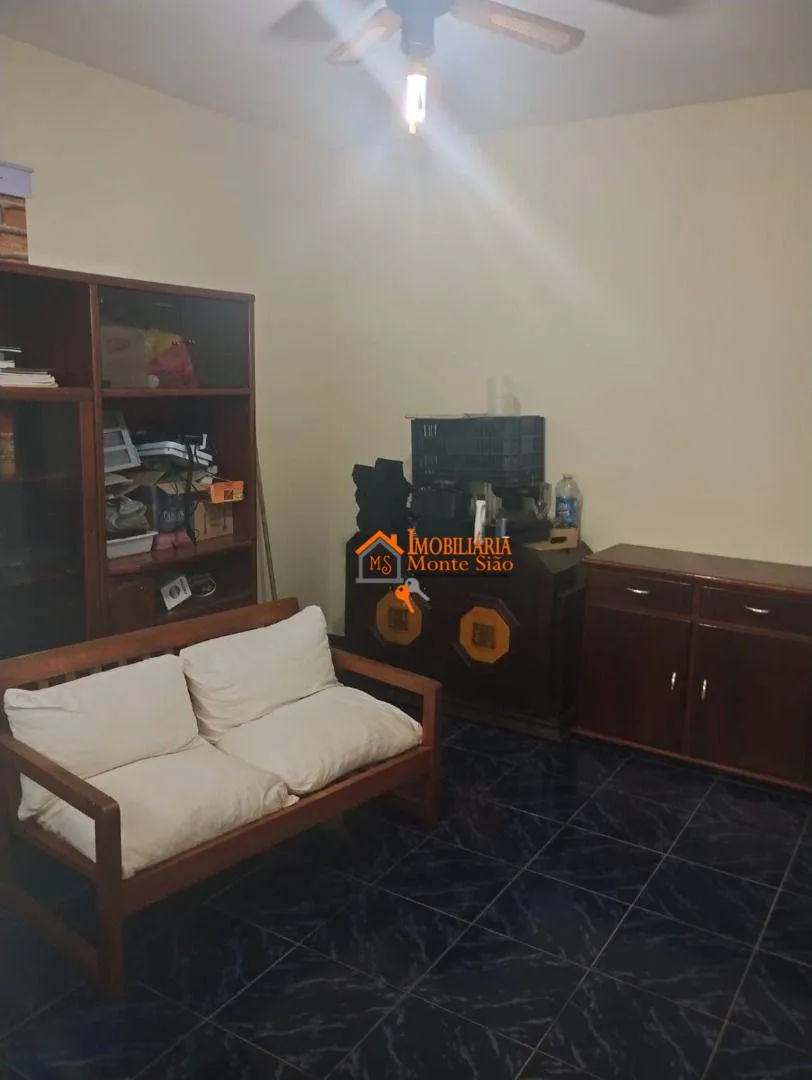 Imagem Sobrado com 4 dormitórios à venda, 196 m² por R$ 950.000,00 - Jardim Las Vegas - Guarulhos/SP