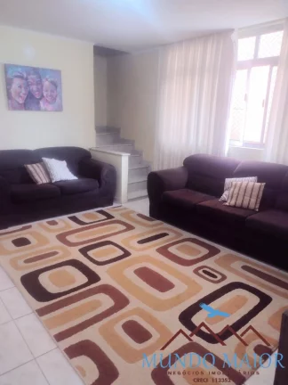 Imagem Casa 5 Quartos e 3 banheiros 1 suite , 350m por R$ 1.000.000 -Santa Maria