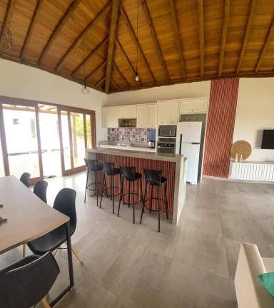 Imagem CASA AREIA - BROMÉLIAS