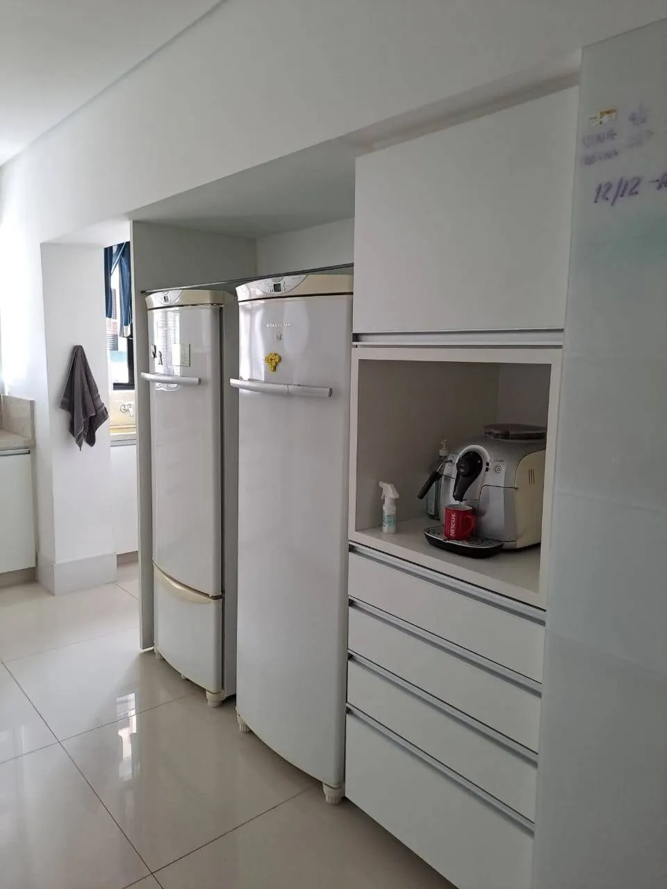 Imagem Apartamento Mobiliado de 160m² com 2 Suítes, Escritório e 3 Vagas Cobertas na Alameda Cauaxi