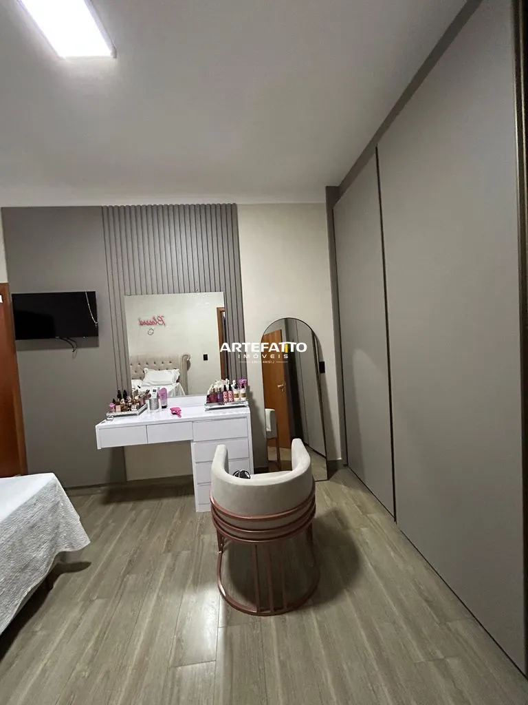 Imagem Sobrado à venda em Franca, Residencial Zanetti, com 3 quartos, 292m2