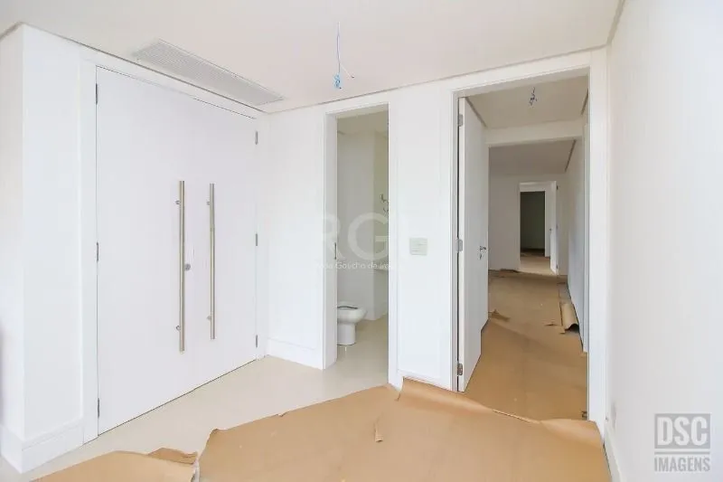Imagem Apartamento para Venda - 303m², 4 dormitórios, sendo 4 suites, 4 vagas - Bela Vista