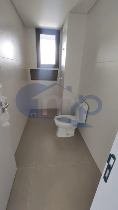 Imagem Apartamento á venda com 3 dormitórios no centro de Torres/RS