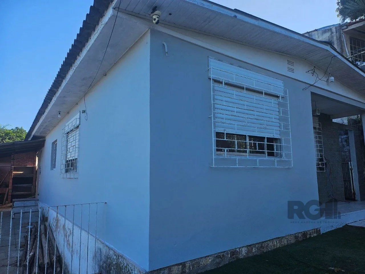 Imagem Terreno com casa com 3 quartos, vaga de garagem, no bairro Ipanema, Porto Alegre/RS