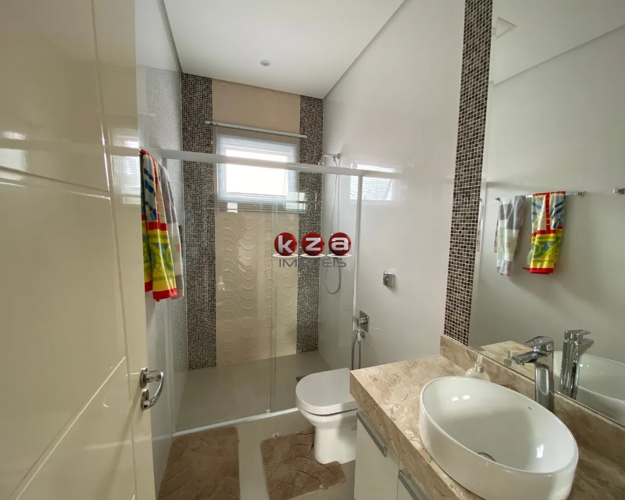 Imagem Casa de Alto Padrão com 3 Suítes, Espaço Gourmet e Piscina Aquecida no Portal do Jequitibá ? Valinhos