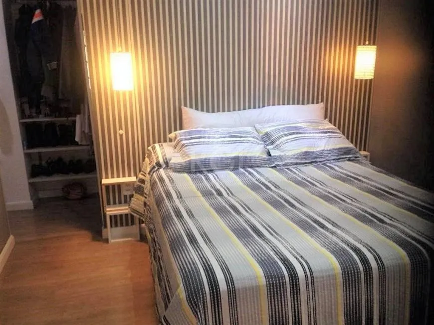 Imagem Casa para Venda - 130m², 3 dormitórios, sendo 2 suites, 6 vagas - Nonoai