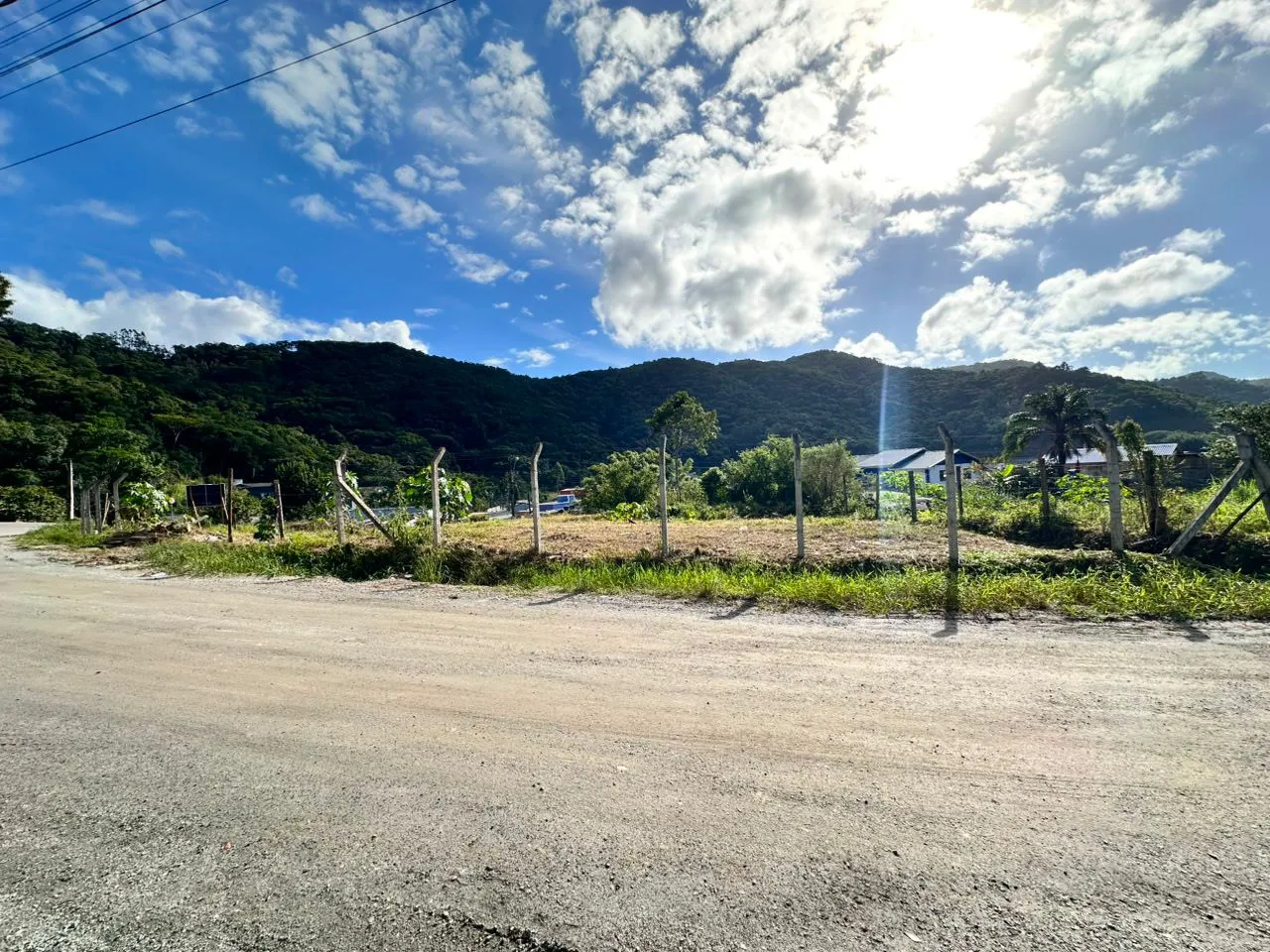 Terreno à venda com 1015m2 por R$ 1.390.000,00