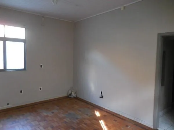 Imagem Casa Comercial, 242m², 5 vagas, Bairro Floresta