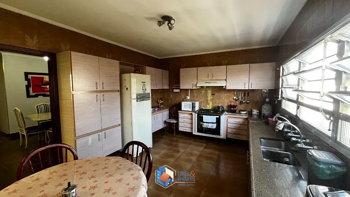 Imagem Sobrado para venda em Vila Formosa com 4 quartos, sendo 1 suíte, 300m²