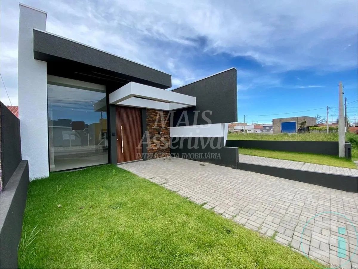 Imagem A Mais Assertiva Inteligência Imobiliária vende; Casa com 03 dormitórios, sendo 01 suíte, amplo...