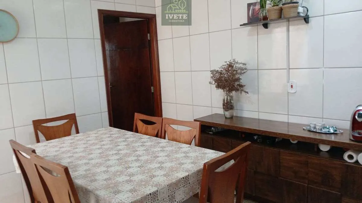Imagem SOCORROSP CASA A VENDA NO JARDIM CARVALHO, PRÓXIMO AO CENTRO