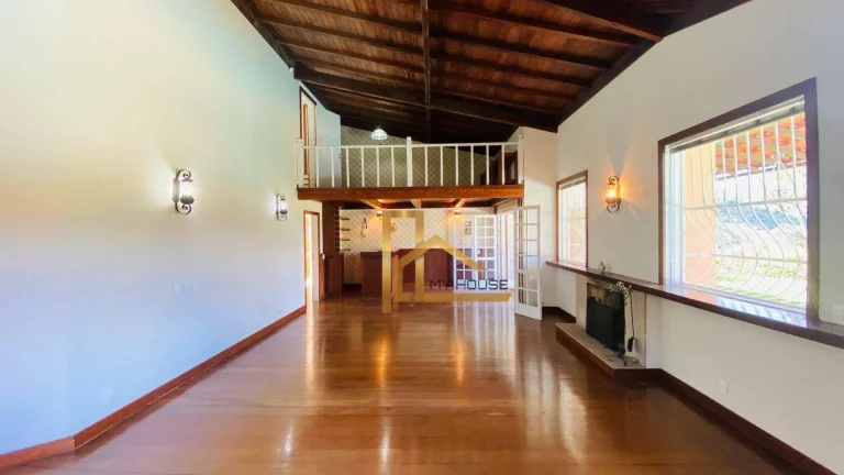 Imagem Casa com 6 quartos e 4 suítes à venda, 348 m² por R$ 1.500.000 - Albuquerque - Teresópolis/RJ