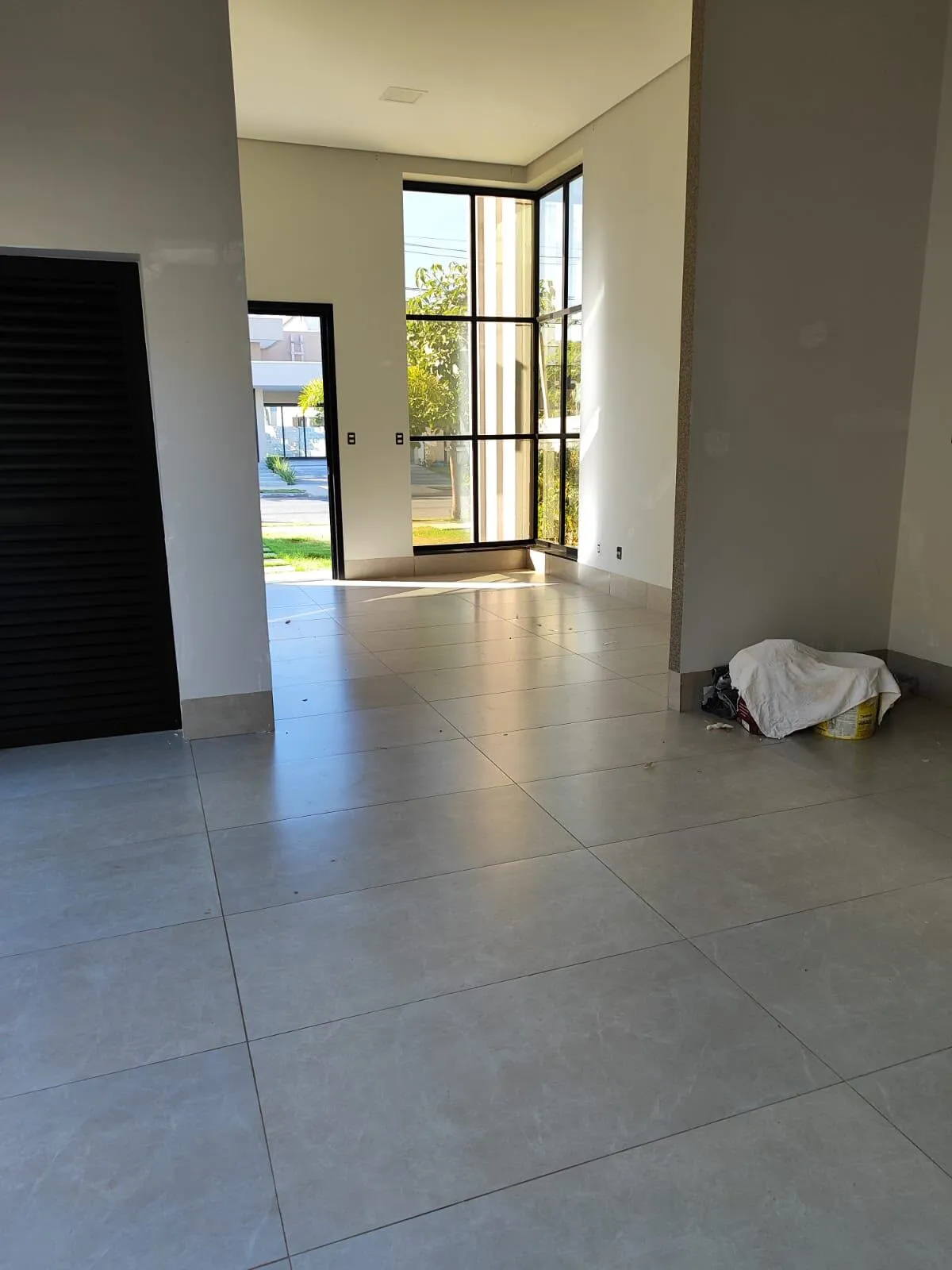 Imagem Casa 3 Quartos sendo 1 Suíte Condomínio Belvedere II Bairro Jardim Imperial