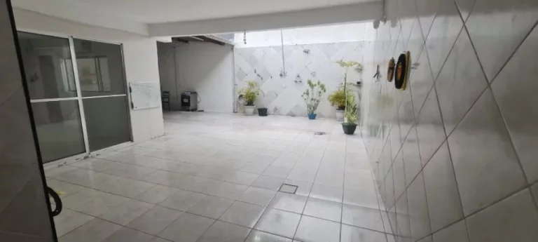 Imagem EXCELENTE CASA NA MIRIM COM 3 DORMITÓRIOS 8 VAGAS!!!
