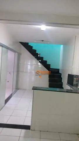 Imagem Casa com 3 dormitórios à venda, 125 m² por R$ 420.000,00 - Vila Barros - Guarulhos/SP