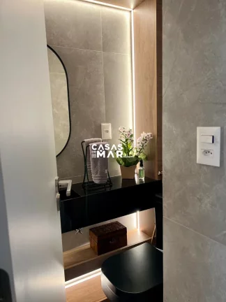 Imagem Apartamento de Luxo no Leblon: 2 Quartos, 1 Suíte, 2 Salas, 1 Vaga - Temporada para 4 Pessoas, perto da Praia - RJ