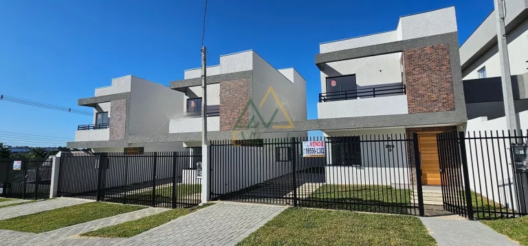 Imagem Sobrado à venda no Bairro Alto Curitiba PR