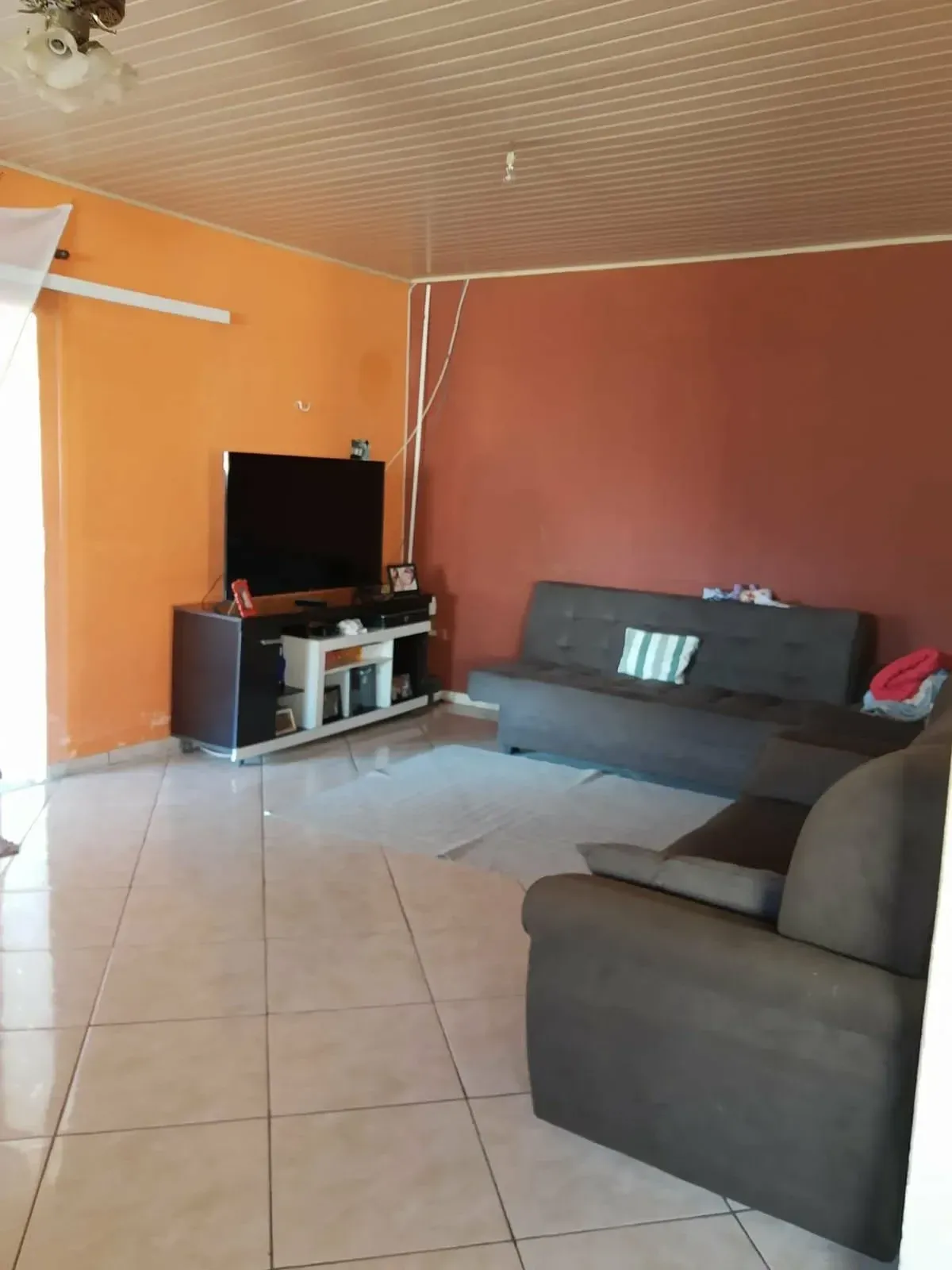 Imagem Casa com 3 Quartos à Venda, 450 m² em Jardim Santa Vitória (Canguera) - São Roque