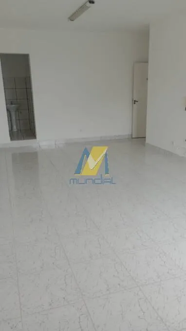 Imagem Conjunto Comercial à Venda com 5 Salas na Rua Oratório - Santo André