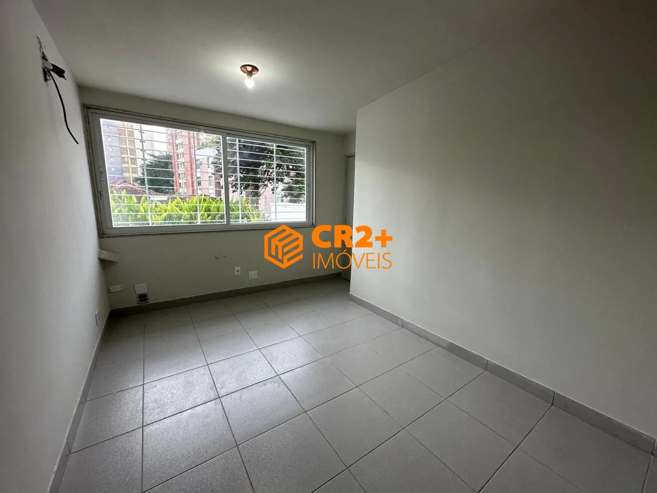Imagem Vendo ou loco Prédio comércial 560 m² - Av. Agamenom Magualhães