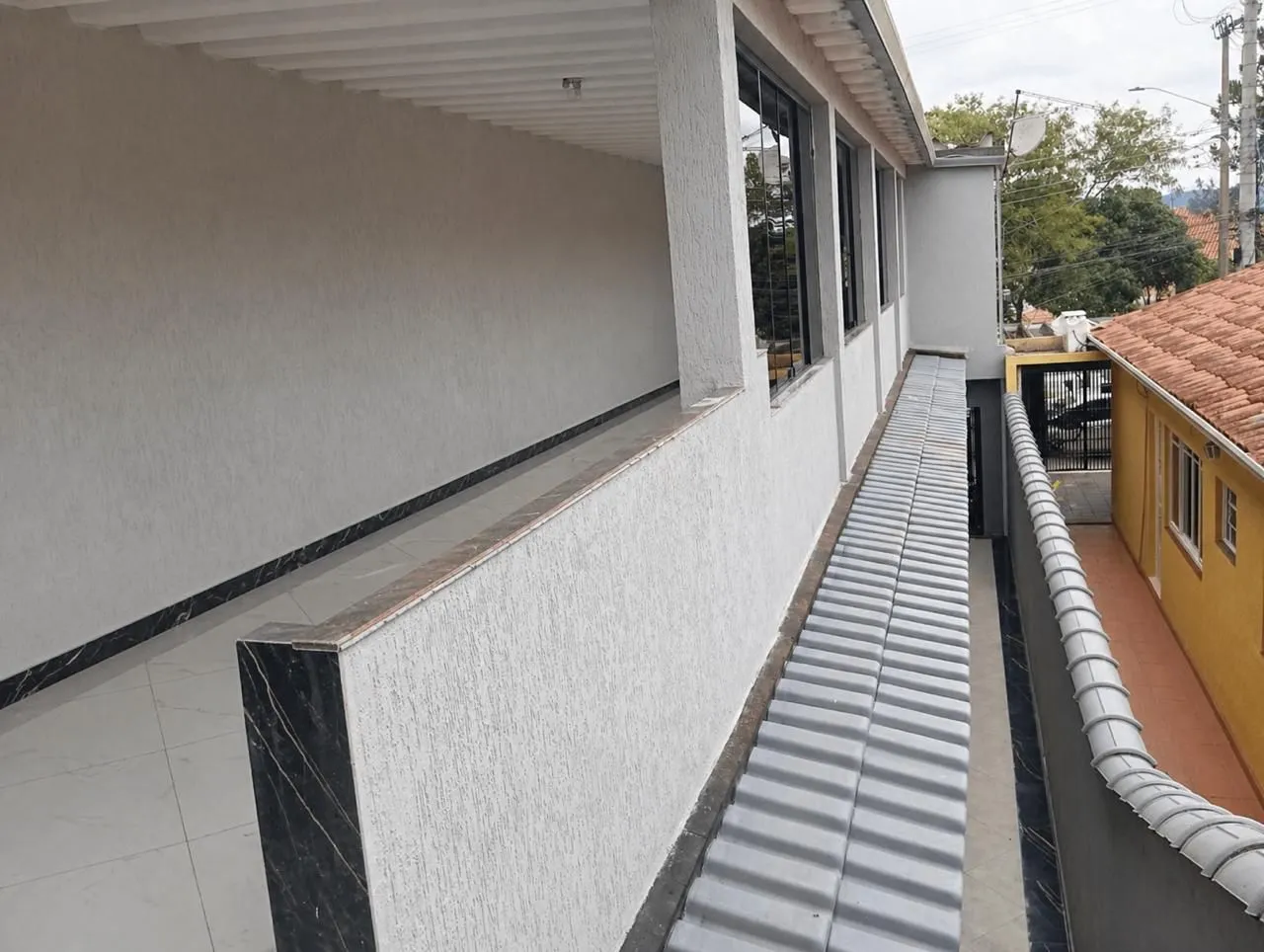 Imagem Sobrado com 3 dormitórios à venda, 230 m² por R$ 500.000,00 - Condomínio Vilage - Itaquaquecetuba/SP