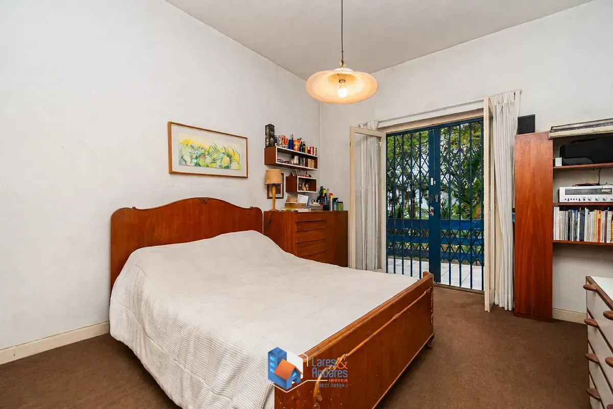 Imagem Casa para venda em Cidade Jardim com 3 quartos, sendo 1 suíte, 450m²