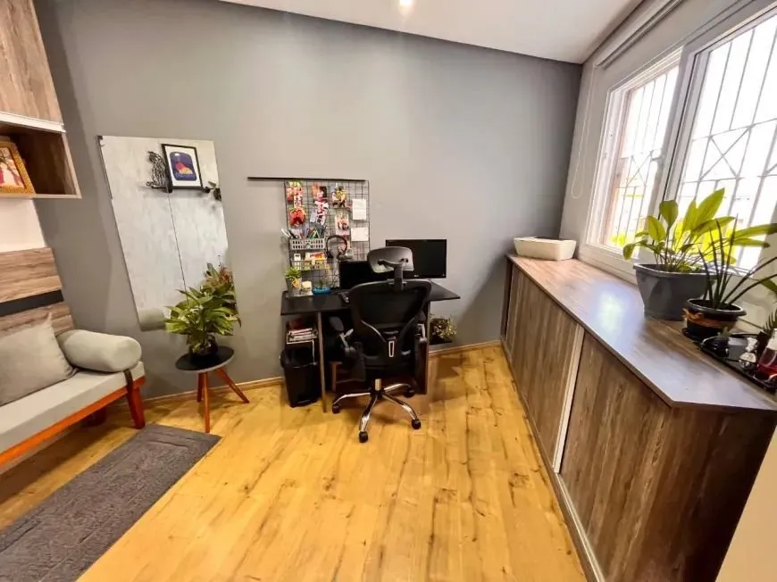 Imagem Casa Reformada em Condomínio com Suíte e Espaço Versátil Avenida Ecoville
