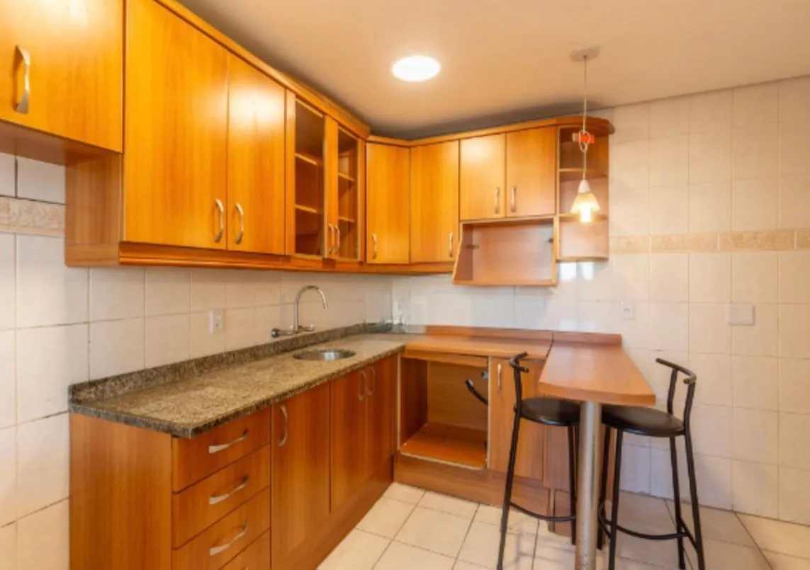 Imagem Casa Ampla em Condomínio com Acesso ao Rio - 3 Dormitórios e Excelente Infraestrutura