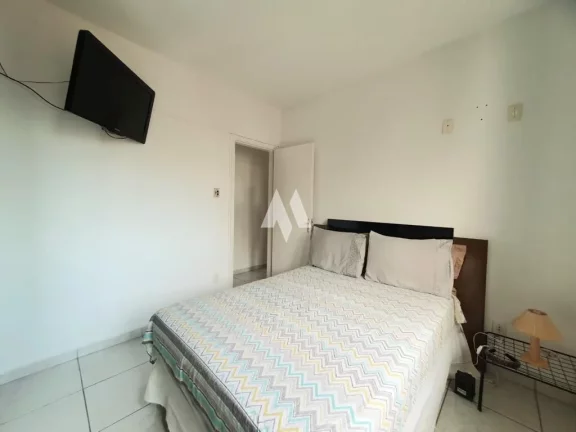 Imagem Apartamento á Venda - 2 dormitórios, 1 vaga de garagem - Marapé - Santos