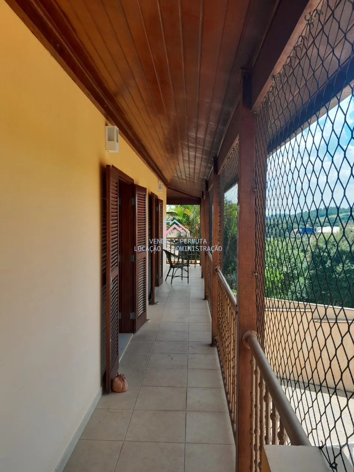 Imagem Casa em Alto Padrão Vista Verde Bairro Caxambu - 504 m2 de área útil com 4 dormitórios - Jundiaí - S