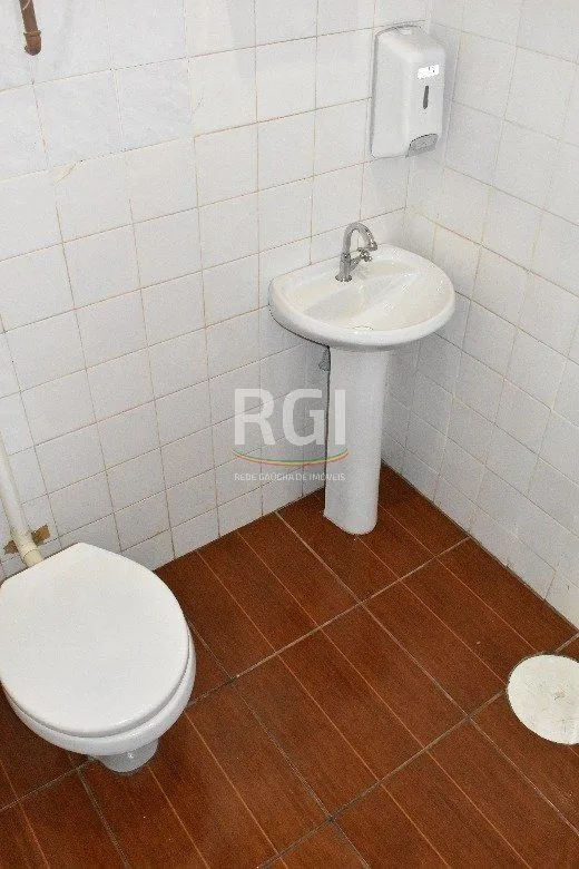 Imagem Loja para Venda - 230.6m², 0 dormitórios, 1 vaga - Camaquã