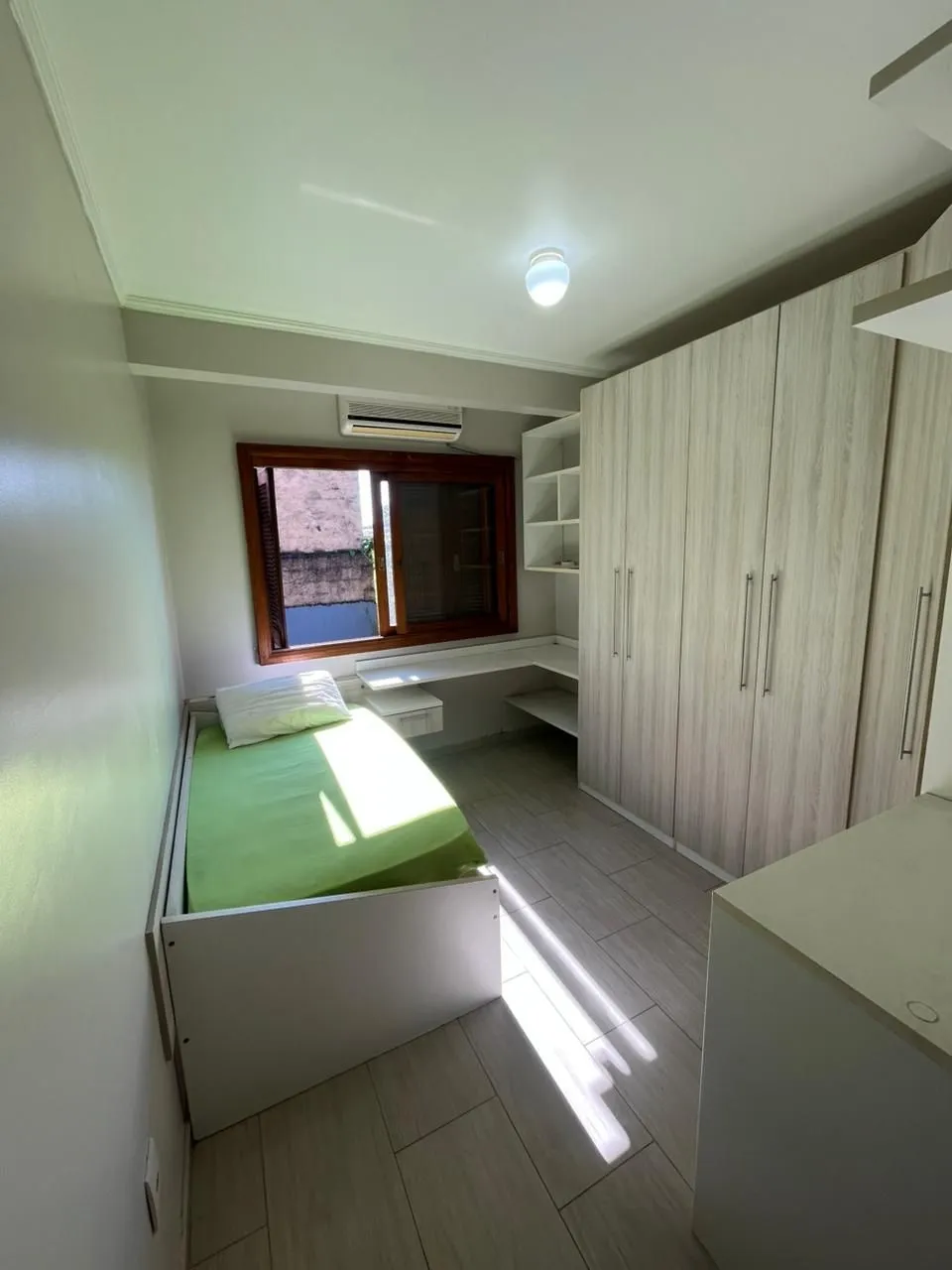 Imagem Sobrado triplex com piscina no Loteamento Nova Ipanema