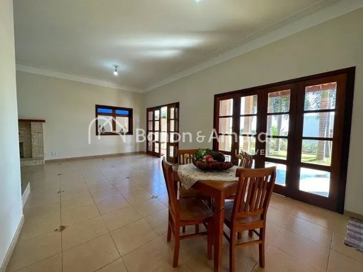 Imagem Casa de Condomínio com 274 m² e 4 Quartos, em Sousas - Campinas/SP