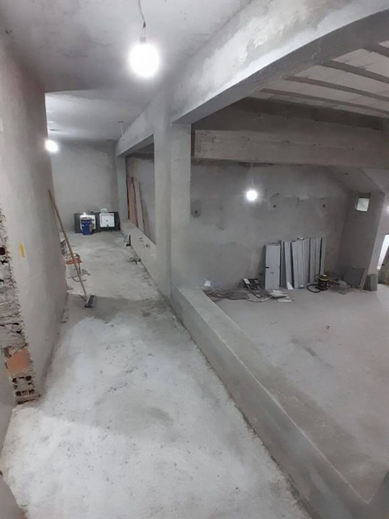 Imagem ALUGO PRÉDIO COMERCIAL NA AV DONA BELMIRA MARIM!