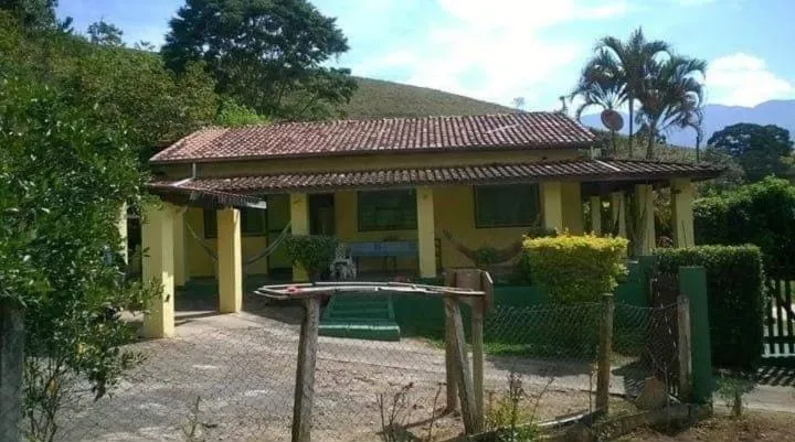 Foto do imóvel Chácara à venda 3 Quartos, 2 Suites, 2 Vagas, Ribeirão Grande, Pindamonhangaba - SP