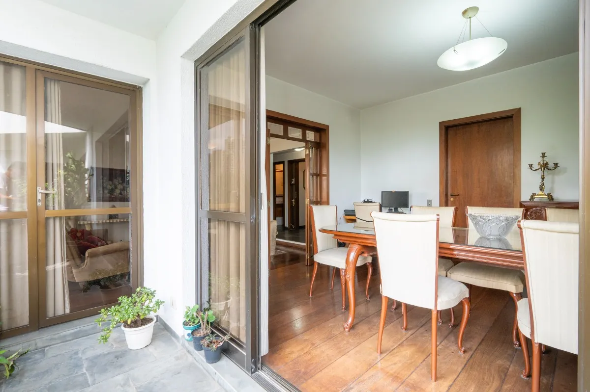 Imagem Apartamento para venda em Vila Andrade com 4 quartos, sendo 3 suítes, 200m2
